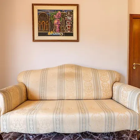 Διαμέρισμα Casa Leo *